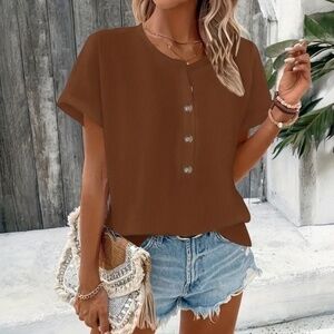 Crew Neck T-Shirt Button Front